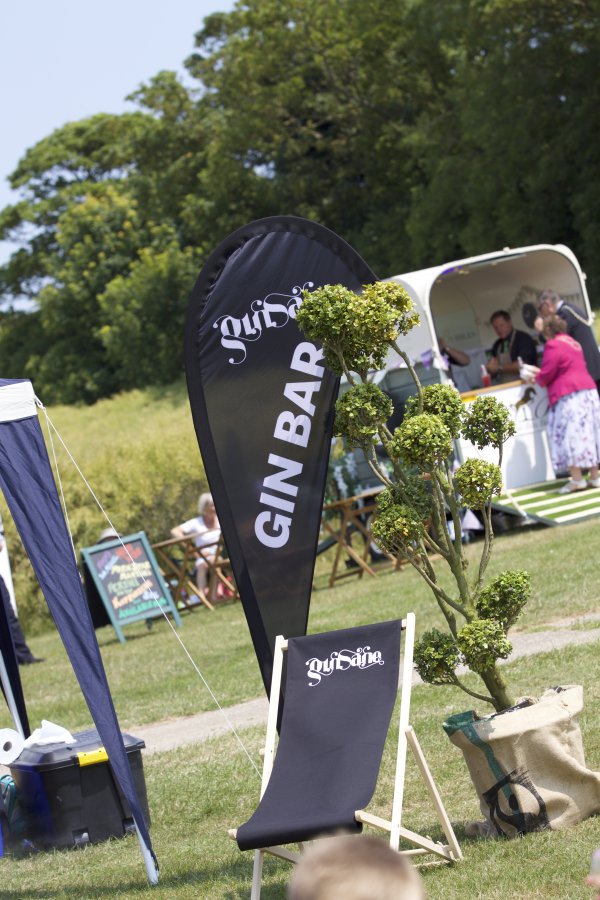 Promonthefarm_18_ginbar_deckchair