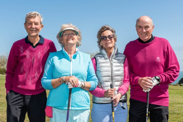 WK_Golf_2019_GolfTeam_Pinkjumpers